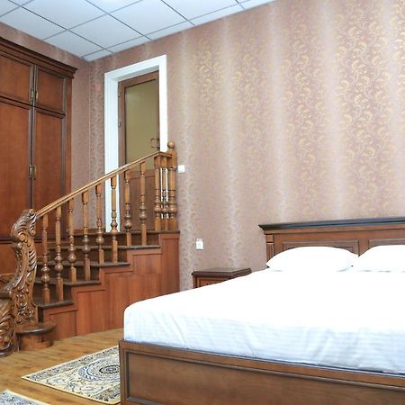 Oriental Hotel Andijan Luaran gambar